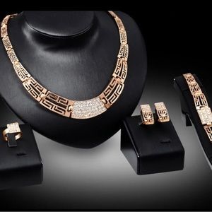 4 Piece Gold necklace sets fashion woman jewelry